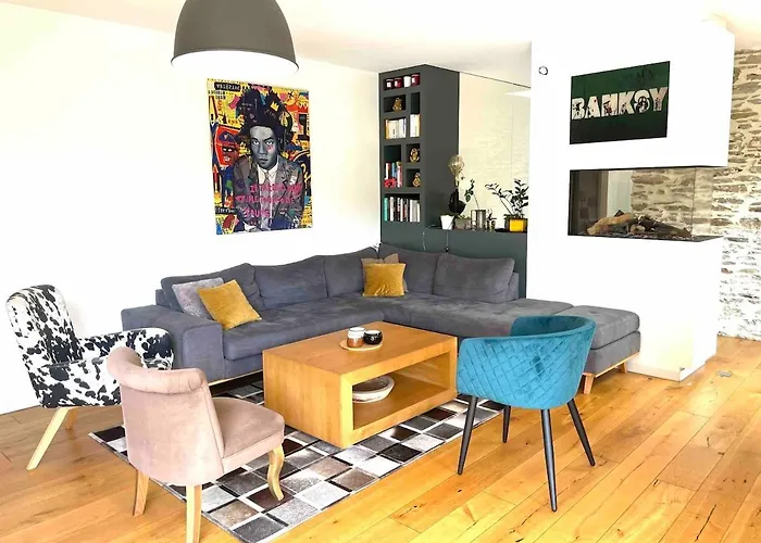 Demeure Familiale De Gamme 230m2 En Centre-ville De Tramway A 2 Min 10 Personnes *