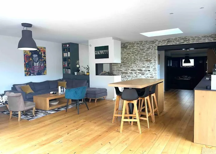 Demeure Familiale De Gamme 230m2 En Centre-ville De Tramway A 2 Min 10 Personnes 펜션 낭트