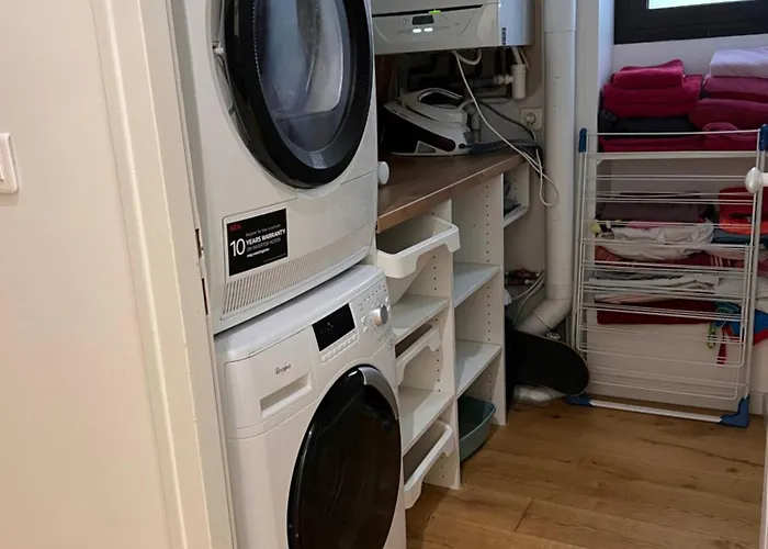 Demeure Familiale De Gamme 230m2 En Centre-ville De Tramway A 2 Min 10 Personnes