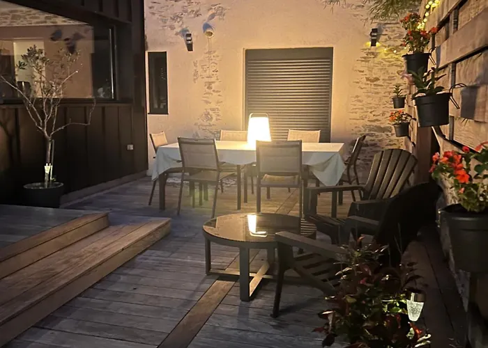 펜션 Demeure Familiale De Gamme 230m2 En Centre-ville De Tramway A 2 Min 10 Personnes *