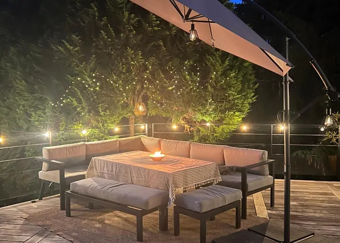 Demeure Familiale De Gamme 230m2 En Centre-ville De Tramway A 2 Min 10 Personnes 펜션 *