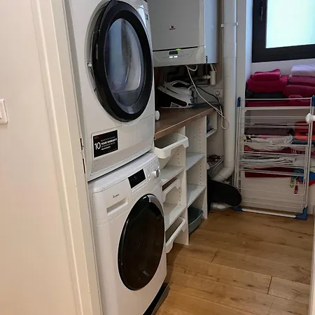 Demeure Familiale De Gamme 230m2 En Centre-ville De Tramway A 2 Min 10 Personnes